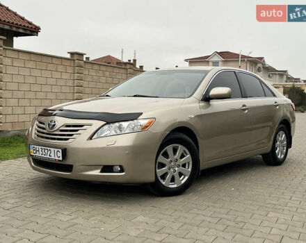 Бежевий Тойота Камрі, об'ємом двигуна 3.5 л та пробігом 170 тис. км за 8999 $, фото 1 на Automoto.ua