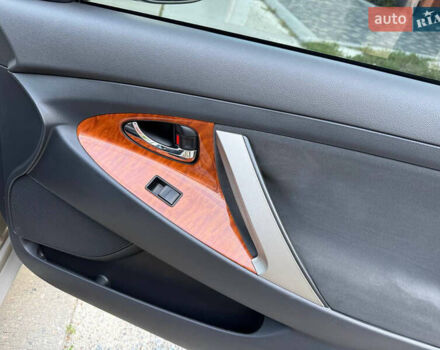 Тойота Камри 2008 в Харькове на Automoto.ua Бежевый Тойота Камри, объемом двигателя 2.4 л и пробегом 73 тыс. км за 10000 $, фото 49 на Automoto.ua