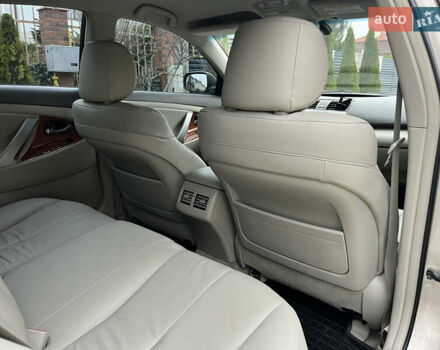 Бежевий Тойота Камрі, об'ємом двигуна 3.5 л та пробігом 170 тис. км за 8999 $, фото 37 на Automoto.ua