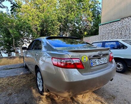 Бежевий Тойота Камрі, об'ємом двигуна 2.4 л та пробігом 170 тис. км за 7999 $, фото 2 на Automoto.ua