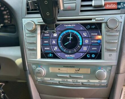 Бежевий Тойота Камрі, об'ємом двигуна 2.36 л та пробігом 149 тис. км за 9000 $, фото 15 на Automoto.ua