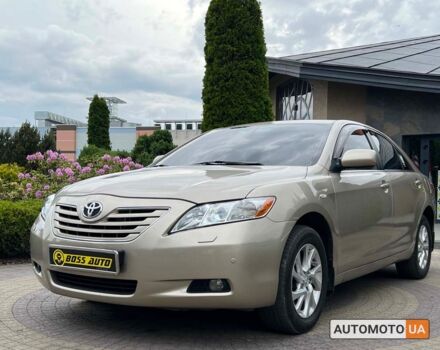 Бежевый Тойота Камри, объемом двигателя 3.5 л и пробегом 338 тыс. км за 9600 $, фото 2 на Automoto.ua