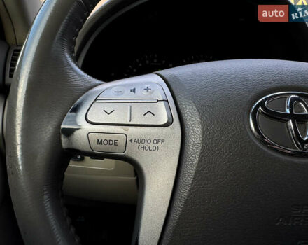 Бежевий Тойота Камрі, об'ємом двигуна 2.4 л та пробігом 305 тис. км за 7500 $, фото 21 на Automoto.ua