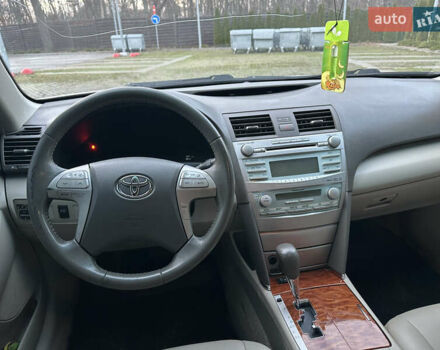 Бежевый Тойота Камри, объемом двигателя 2.4 л и пробегом 117 тыс. км за 7499 $, фото 20 на Automoto.ua