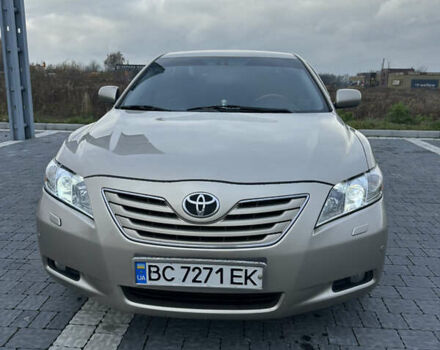 Бежевый Тойота Камри, объемом двигателя 3.5 л и пробегом 339 тыс. км за 9300 $, фото 3 на Automoto.ua