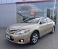 Бежевий Тойота Камрі, об'ємом двигуна 2.4 л та пробігом 242 тис. км за 7800 $, фото 1 на Automoto.ua