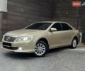 Бежевий Тойота Камрі, об'ємом двигуна 2.5 л та пробігом 247 тис. км за 12350 $, фото 2 на Automoto.ua