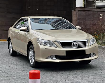 Бежевий Тойота Камрі, об'ємом двигуна 2.5 л та пробігом 247 тис. км за 11950 $, фото 9 на Automoto.ua