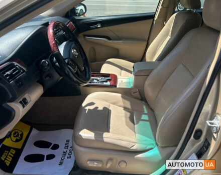 Бежевий Тойота Камрі, об'ємом двигуна 2.5 л та пробігом 157 тис. км за 13800 $, фото 7 на Automoto.ua