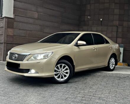 Бежевий Тойота Камрі, об'ємом двигуна 2.5 л та пробігом 247 тис. км за 11950 $, фото 11 на Automoto.ua