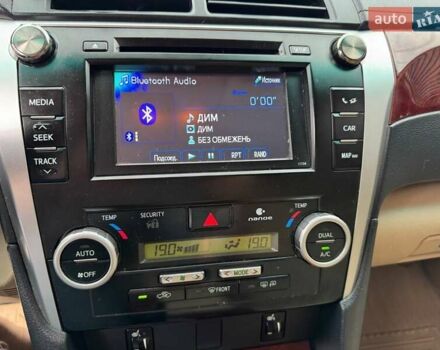 Бежевий Тойота Камрі, об'ємом двигуна 2.5 л та пробігом 192 тис. км за 11199 $, фото 22 на Automoto.ua