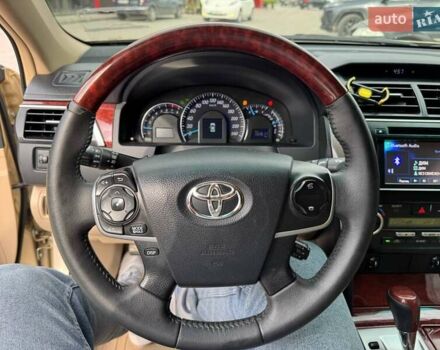 Бежевий Тойота Камрі, об'ємом двигуна 2.5 л та пробігом 192 тис. км за 11199 $, фото 20 на Automoto.ua