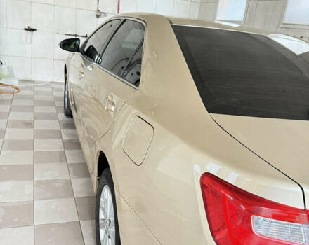 Тойота Камри 2012 в Броварах на Automoto.ua Бежевый Тойота Камри, объемом двигателя 2.49 л и пробегом 275 тыс. км за 12900 $, фото 4 на Automoto.ua