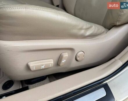 Бежевий Тойота Камрі, об'ємом двигуна 2.5 л та пробігом 192 тис. км за 11199 $, фото 17 на Automoto.ua