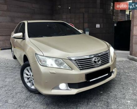 Бежевий Тойота Камрі, об'ємом двигуна 2.5 л та пробігом 247 тис. км за 12350 $, фото 88 на Automoto.ua