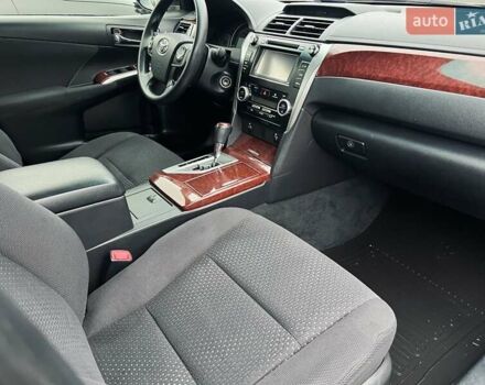 Бежевий Тойота Камрі, об'ємом двигуна 2.5 л та пробігом 247 тис. км за 12350 $, фото 38 на Automoto.ua