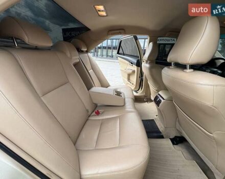 Бежевий Тойота Камрі, об'ємом двигуна 2.5 л та пробігом 192 тис. км за 11199 $, фото 11 на Automoto.ua