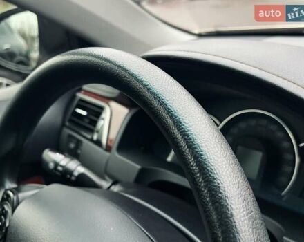 Бежевий Тойота Камрі, об'ємом двигуна 2.5 л та пробігом 247 тис. км за 12350 $, фото 27 на Automoto.ua