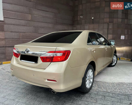 Бежевий Тойота Камрі, об'ємом двигуна 2.5 л та пробігом 247 тис. км за 12350 $, фото 89 на Automoto.ua