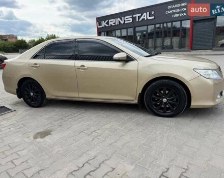 Бежевий Тойота Камрі, об'ємом двигуна 2.5 л та пробігом 192 тис. км за 11199 $, фото 5 на Automoto.ua