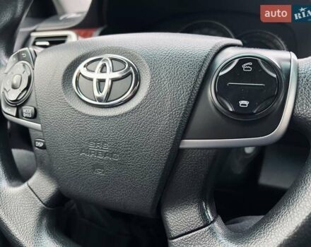 Бежевий Тойота Камрі, об'ємом двигуна 2.5 л та пробігом 247 тис. км за 12350 $, фото 28 на Automoto.ua