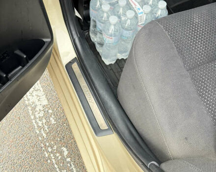 Тойота Камри 2012 в Броварах на Automoto.ua Бежевый Тойота Камри, объемом двигателя 2.49 л и пробегом 275 тыс. км за 12900 $, фото 13 на Automoto.ua