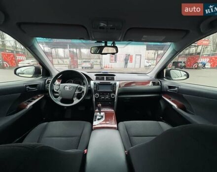 Бежевий Тойота Камрі, об'ємом двигуна 2.5 л та пробігом 247 тис. км за 12350 $, фото 25 на Automoto.ua