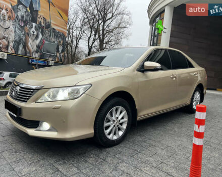 Бежевий Тойота Камрі, об'ємом двигуна 2.5 л та пробігом 247 тис. км за 12350 $, фото 15 на Automoto.ua