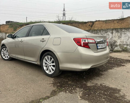 Бежевий Тойота Камрі, об'ємом двигуна 2.49 л та пробігом 126 тис. км за 14300 $, фото 3 на Automoto.ua
