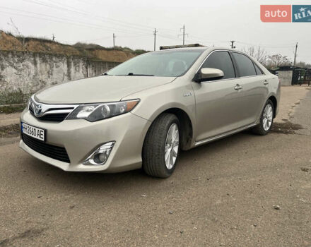 Бежевий Тойота Камрі, об'ємом двигуна 2.49 л та пробігом 126 тис. км за 14300 $, фото 1 на Automoto.ua