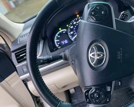 Бежевый Тойота Камри, объемом двигателя 2.5 л и пробегом 260 тыс. км за 12500 $, фото 6 на Automoto.ua