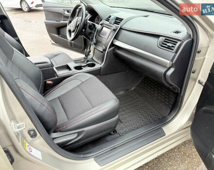 Бежевый Тойота Камри, объемом двигателя 2.49 л и пробегом 79 тыс. км за 12900 $, фото 16 на Automoto.ua