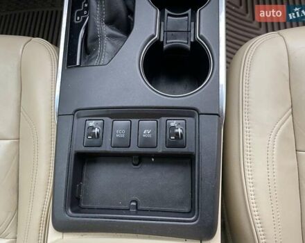 Бежевый Тойота Камри, объемом двигателя 2.5 л и пробегом 133 тыс. км за 12999 $, фото 24 на Automoto.ua