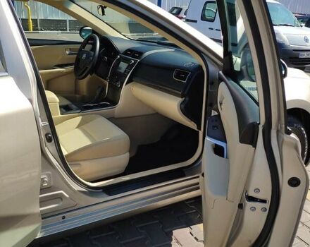 Бежевый Тойота Камри, объемом двигателя 2.5 л и пробегом 74 тыс. км за 17000 $, фото 11 на Automoto.ua