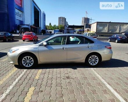 Бежевый Тойота Камри, объемом двигателя 2.5 л и пробегом 74 тыс. км за 17000 $, фото 2 на Automoto.ua