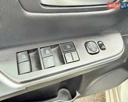 Бежевый Тойота Камри, объемом двигателя 2.49 л и пробегом 79 тыс. км за 12900 $, фото 12 на Automoto.ua