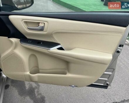 Бежевый Тойота Камри, объемом двигателя 2.5 л и пробегом 133 тыс. км за 12999 $, фото 17 на Automoto.ua