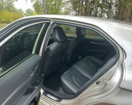 Бежевый Тойота Камри, объемом двигателя 2.5 л и пробегом 132 тыс. км за 19300 $, фото 13 на Automoto.ua