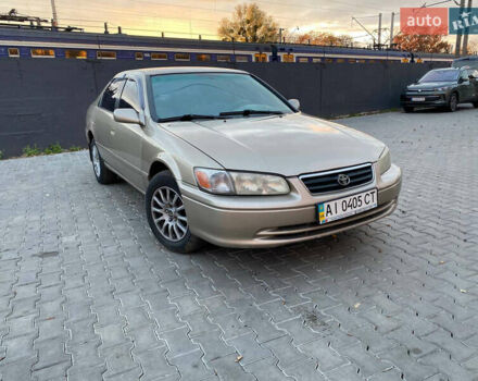 Бежевый Тойота Камри, объемом двигателя 2.2 л и пробегом 250 тыс. км за 2999 $, фото 1 на Automoto.ua