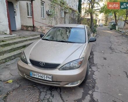 Бежевый Тойота Камри, объемом двигателя 2.36 л и пробегом 300 тыс. км за 5200 $, фото 1 на Automoto.ua