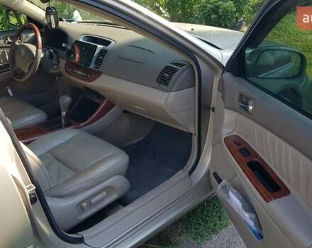 Бежевый Тойота Камри, объемом двигателя 3 л и пробегом 400 тыс. км за 4500 $, фото 1 на Automoto.ua