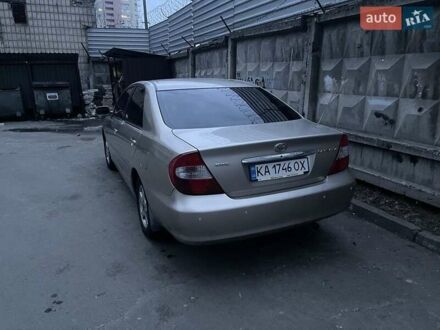 Бежевый Тойота Камри, объемом двигателя 2.4 л и пробегом 375 тыс. км за 4000 $, фото 1 на Automoto.ua