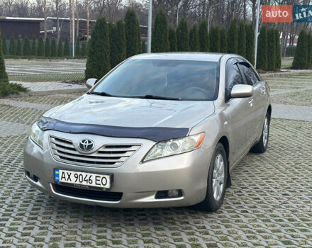 Бежевый Тойота Камри, объемом двигателя 2.4 л и пробегом 117 тыс. км за 7499 $, фото 1 на Automoto.ua