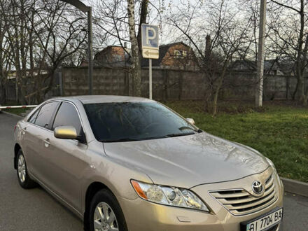 Бежевый Тойота Камри, объемом двигателя 2.4 л и пробегом 90 тыс. км за 11500 $, фото 1 на Automoto.ua