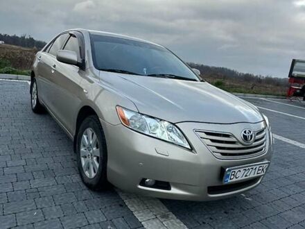 Бежевий Тойота Камрі, об'ємом двигуна 3.5 л та пробігом 339 тис. км за 9300 $, фото 1 на Automoto.ua