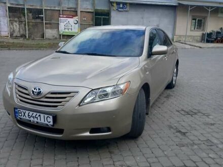 Бежевый Тойота Камри, объемом двигателя 2.36 л и пробегом 333 тыс. км за 7999 $, фото 1 на Automoto.ua