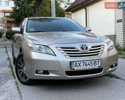 Тойота Камри 2008 в Харькове на Automoto.ua Бежевый Тойота Камри, объемом двигателя 2.4 л и пробегом 73 тыс. км за 10000 $, фото 1 на Automoto.ua