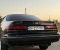 Чорний Тойота Камрі, об'ємом двигуна 2.2 л та пробігом 300 тис. км за 2200 $, фото 5 на Automoto.ua