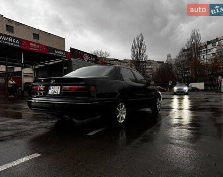 Чорний Тойота Камрі, об'ємом двигуна 2.2 л та пробігом 360 тис. км за 3450 $, фото 7 на Automoto.ua