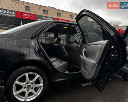 Чорний Тойота Камрі, об'ємом двигуна 2.2 л та пробігом 360 тис. км за 3450 $, фото 8 на Automoto.ua